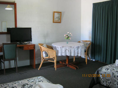 Yet another of Room 2 at the Vineyard Motel